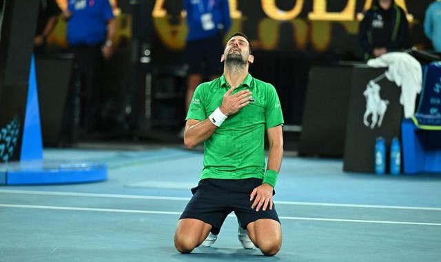 彩票网资料-天王不老！用最热血的方式闯进澳网决赛，德约还能纵情燃烧