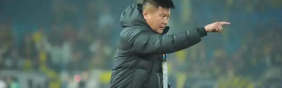 彩票网开奖结果-中超赛后罕见一幕：李金羽甩手走人，郑智暴走咆哮被拉拽！